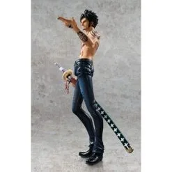 La Boutique One Piece Figurine One Piece Law Heart -Vêtements Soldes figurine one piece law heart 1
